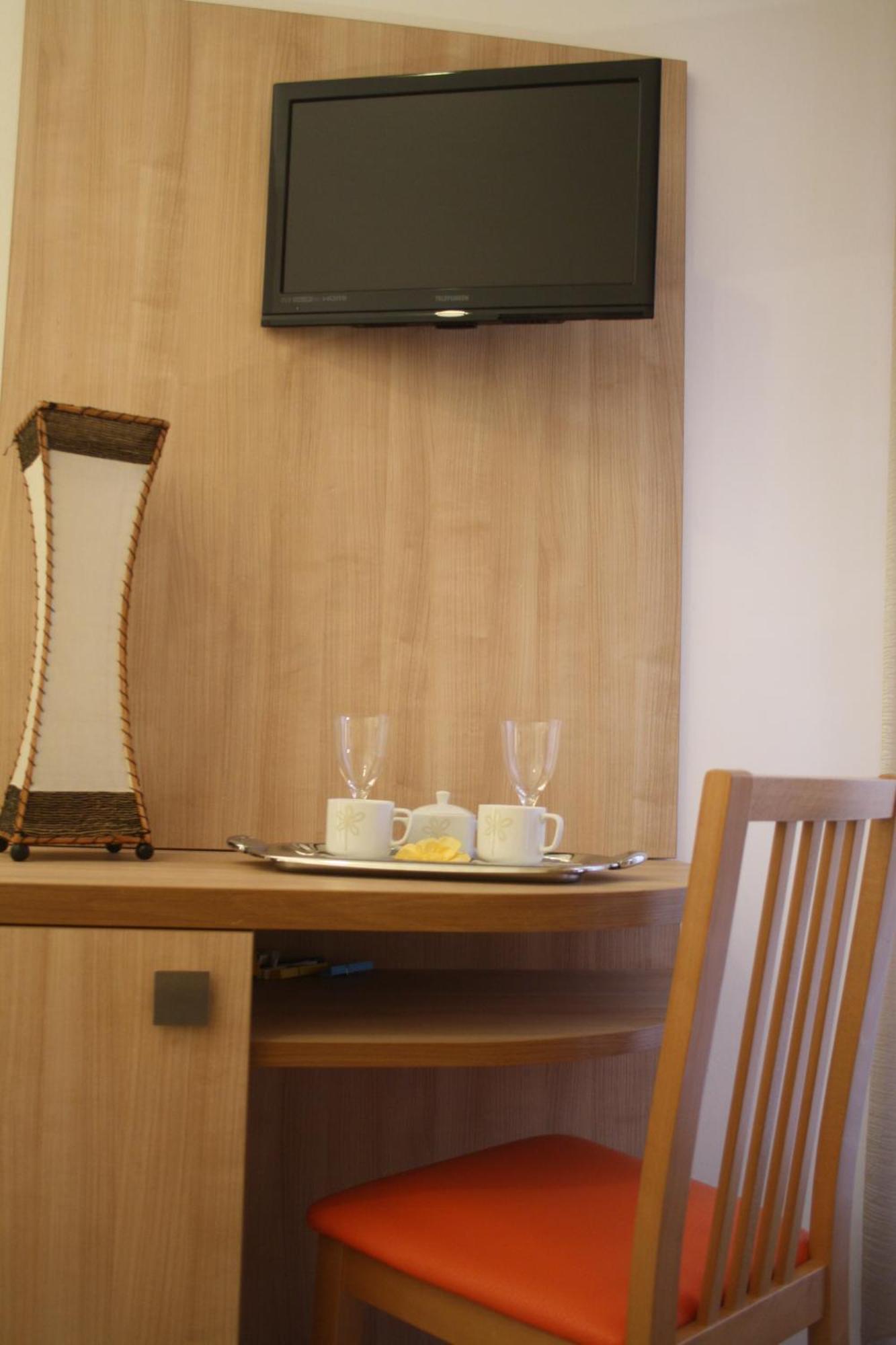 Hotel Camelia ริมินี ภายนอก รูปภาพ